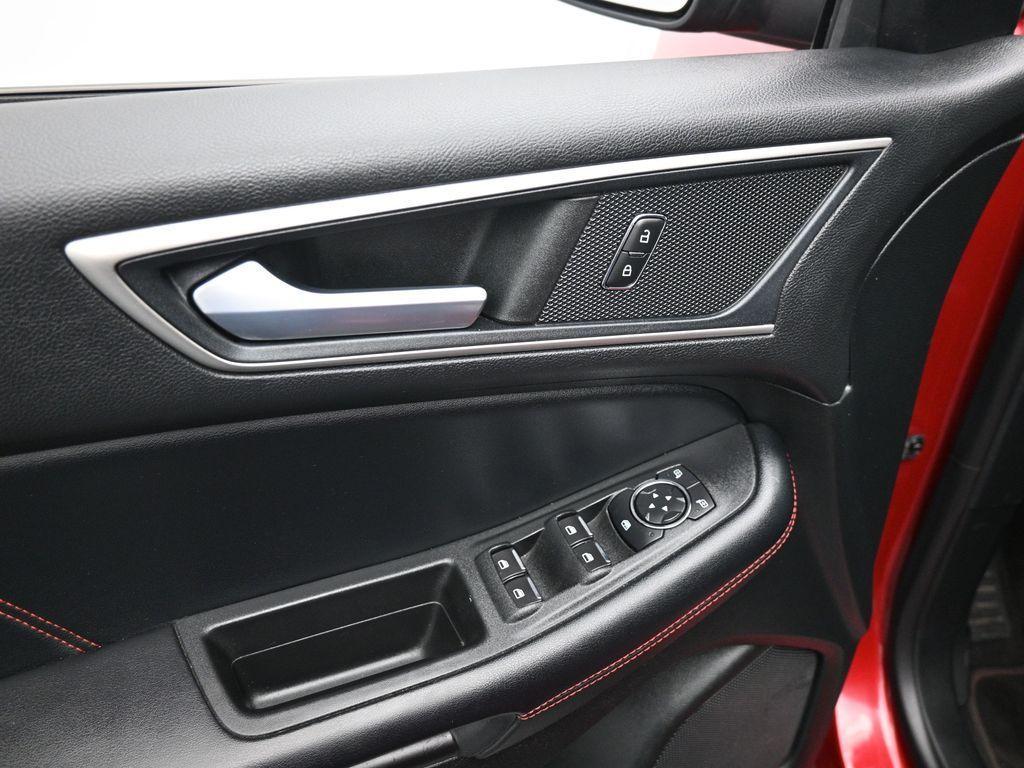 used 2022 Ford Edge car, priced at $22,700