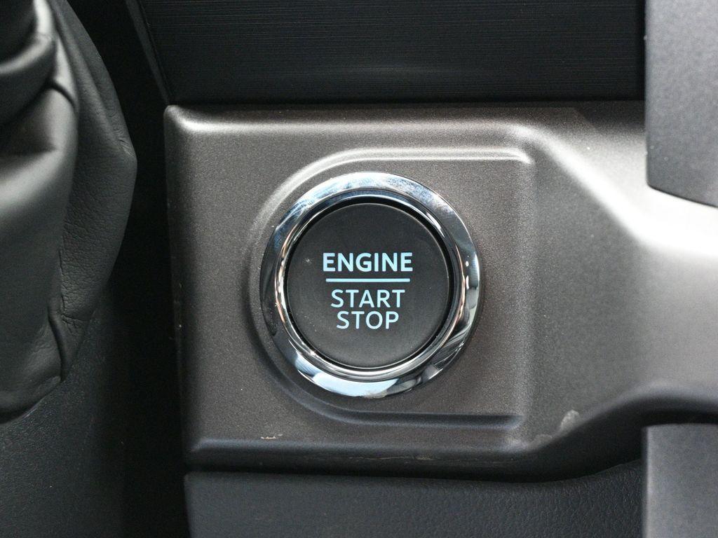 new 2025 Ford F-150 car, priced at $55,682