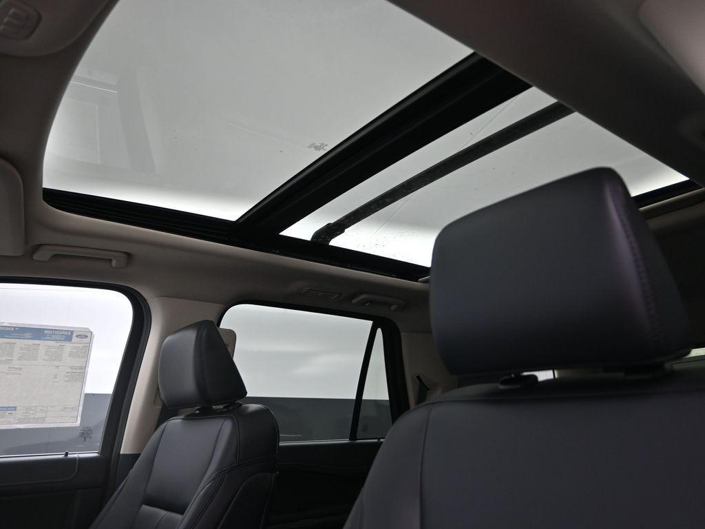 new 2024 Ford Expedition car, priced at $63,907