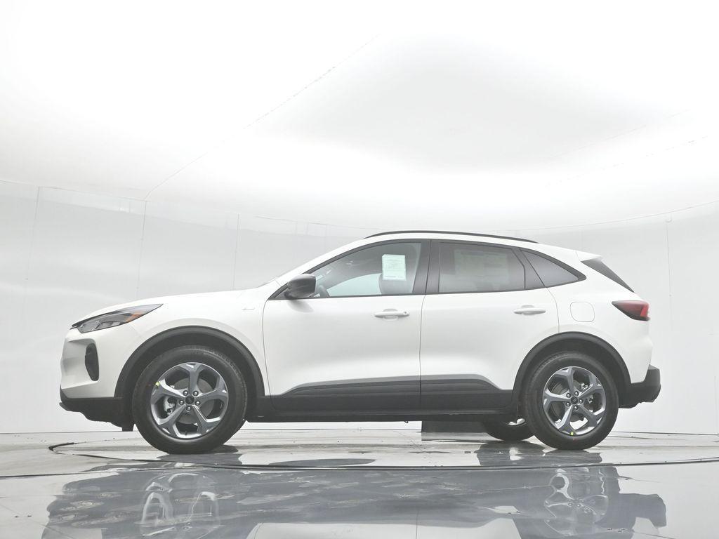 new 2025 Ford Escape car, priced at $33,195