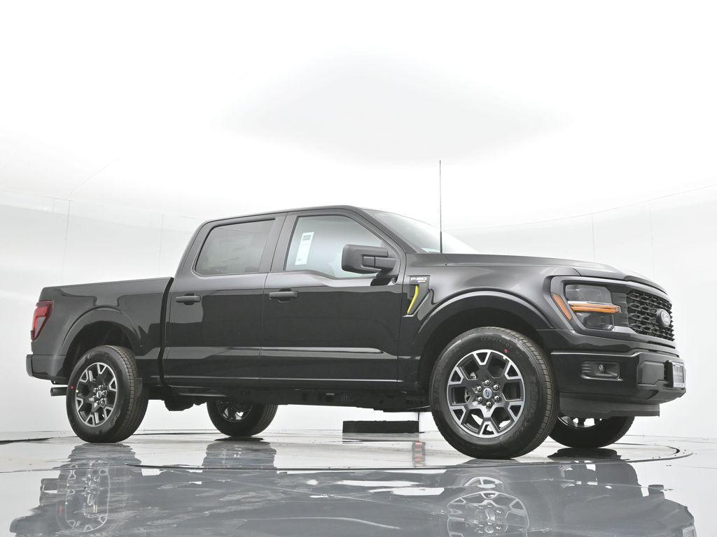 new 2024 Ford F-150 car, priced at $50,510