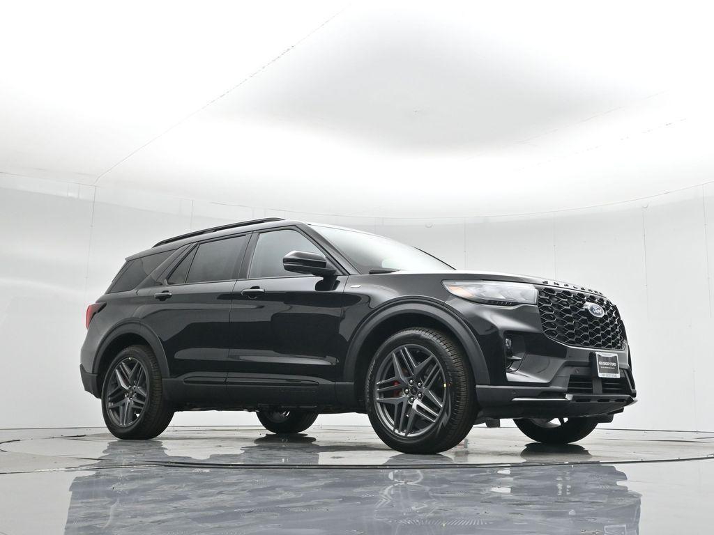 new 2025 Ford Explorer car, priced at $48,285