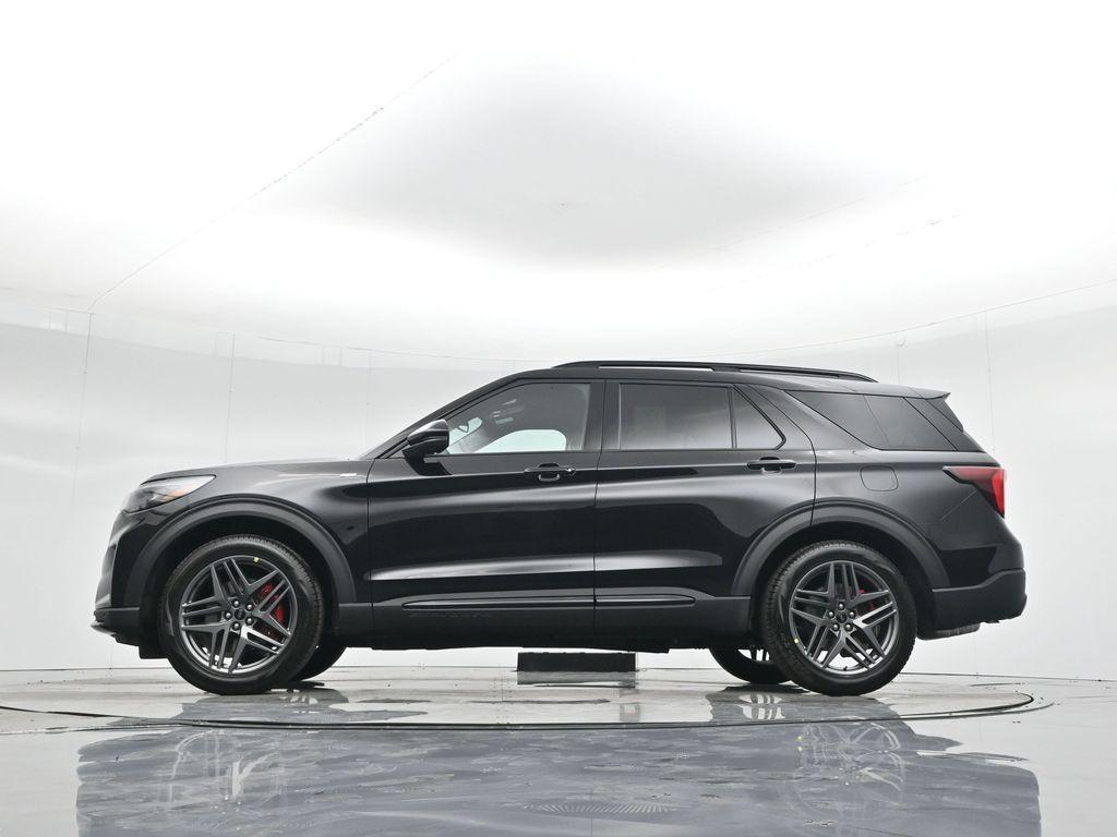 new 2025 Ford Explorer car, priced at $48,285