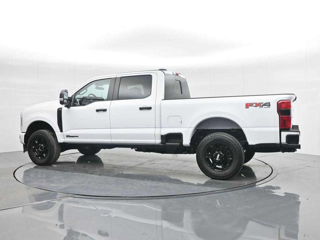 new 2024 Ford F-250 car, priced at $71,820