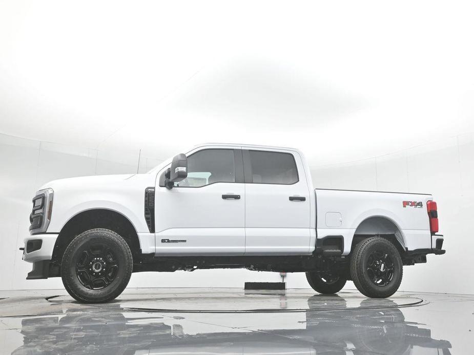 new 2024 Ford F-250 car, priced at $71,820