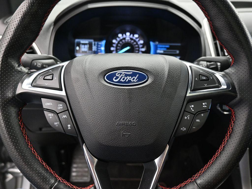 used 2022 Ford Edge car, priced at $29,000
