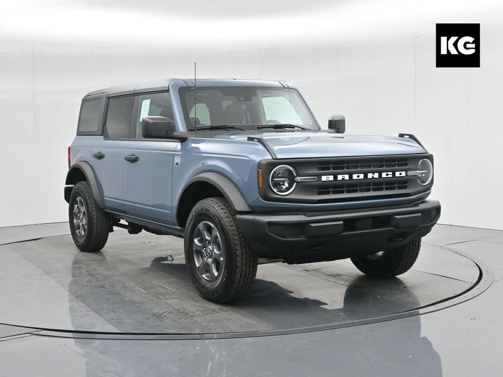 new 2025 Ford Bronco car, priced at $48,590