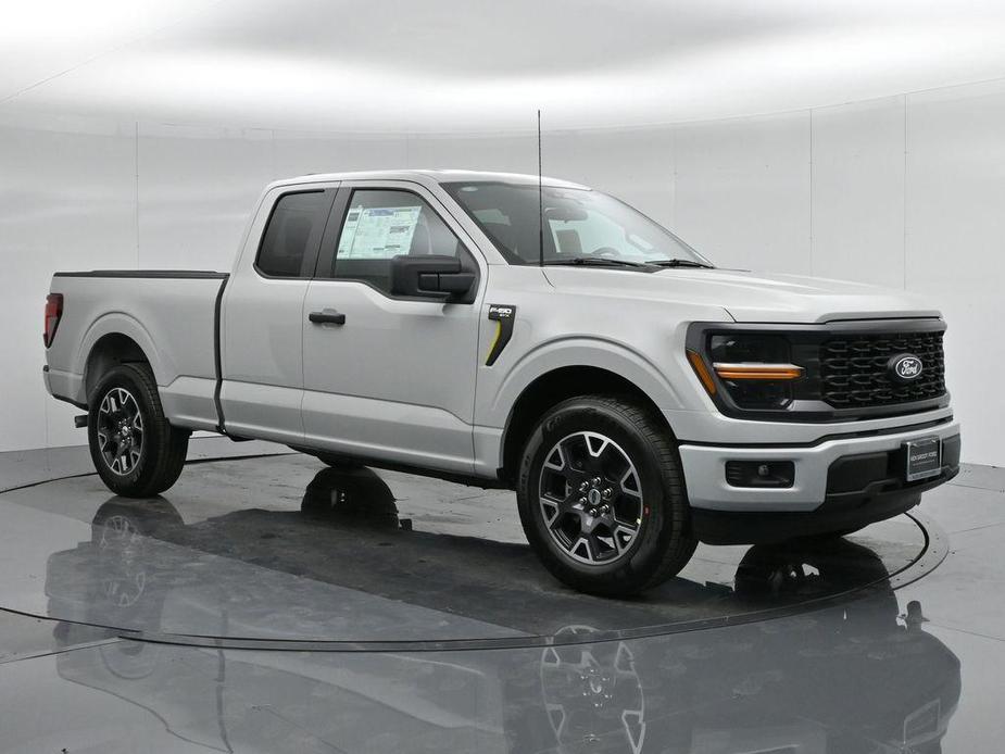 new 2024 Ford F-150 car, priced at $46,095