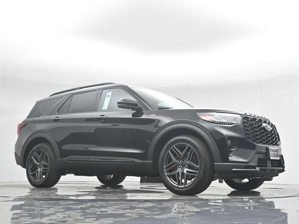 new 2025 Ford Explorer car, priced at $48,565