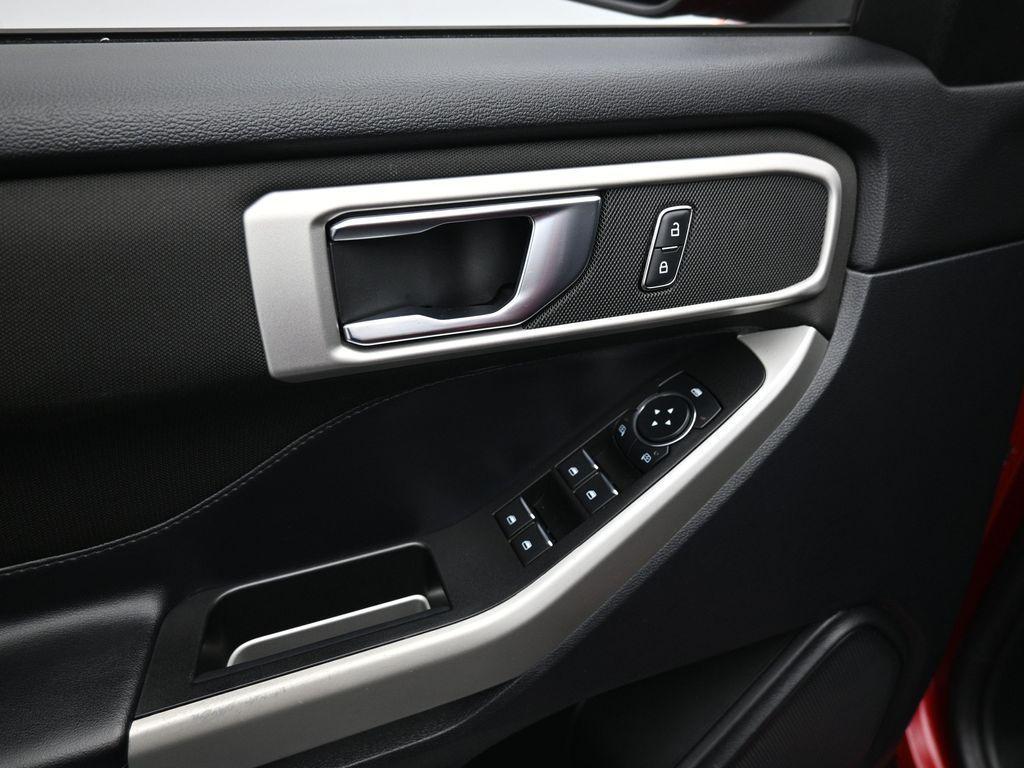 used 2020 Ford Explorer car, priced at $26,000