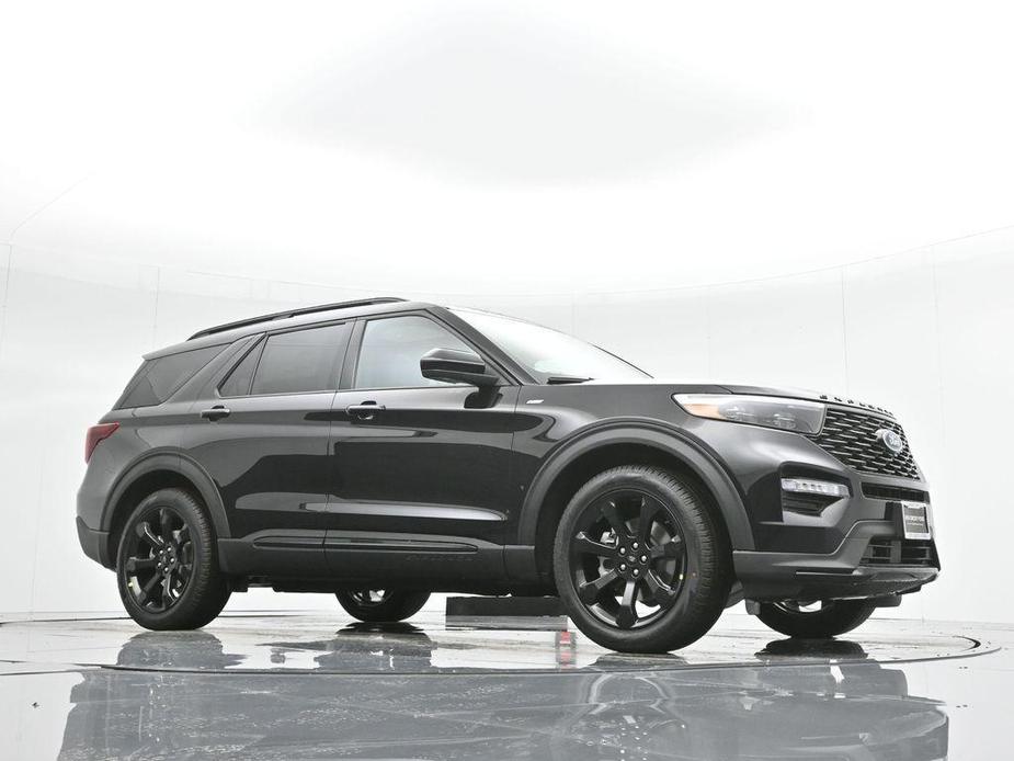 used 2024 Ford Explorer car, priced at $45,000