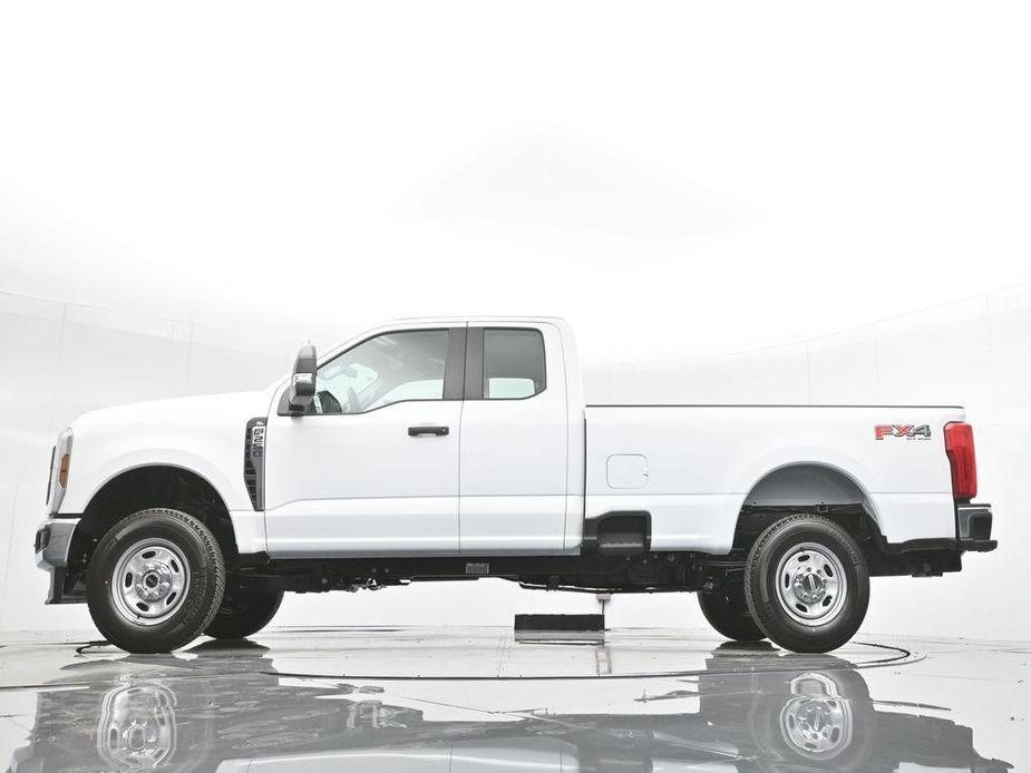 new 2024 Ford F-250 car, priced at $52,365