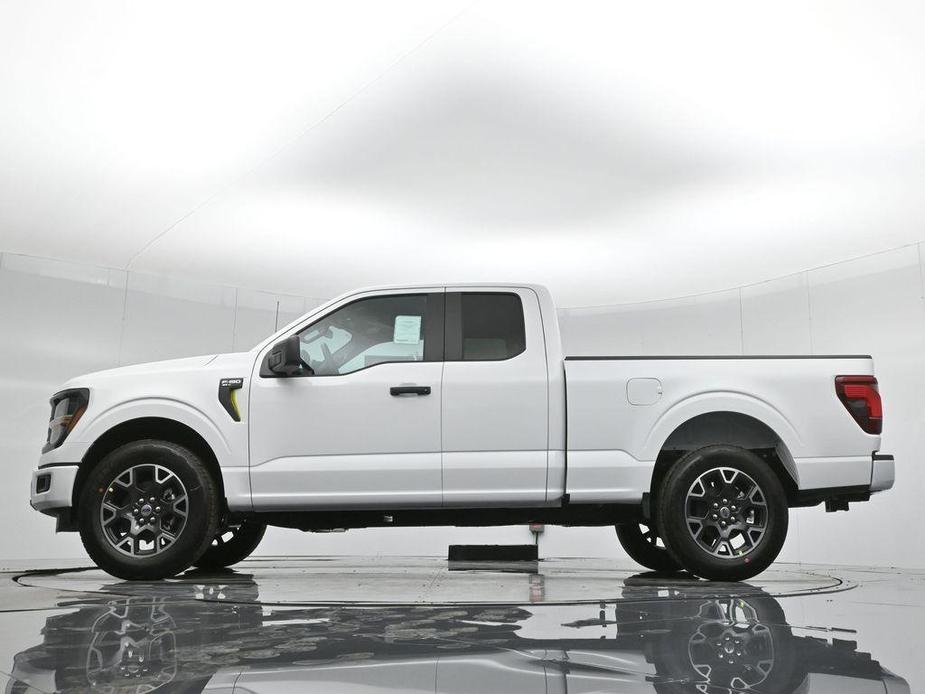 new 2024 Ford F-150 car, priced at $45,995