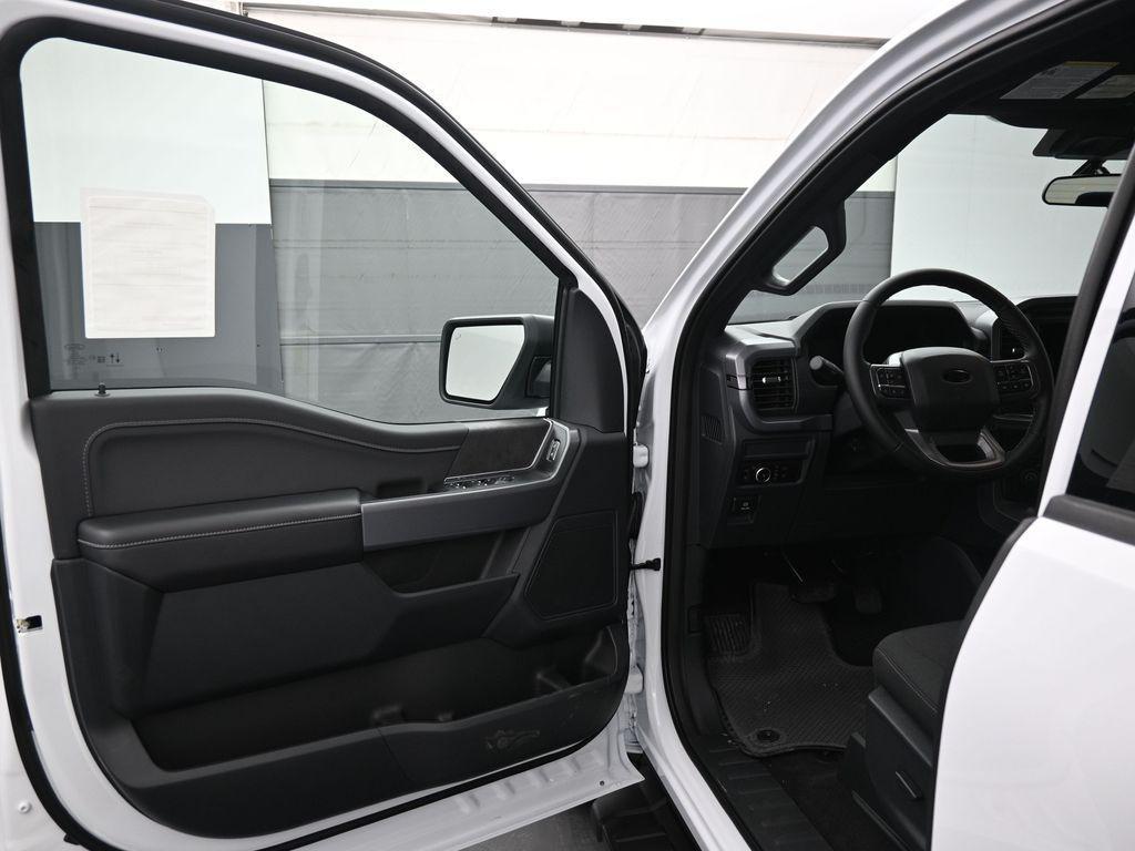 new 2025 Ford F-150 car, priced at $59,945