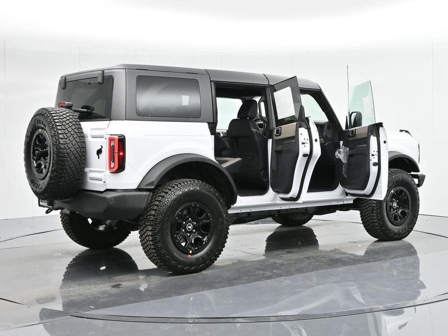 new 2024 Ford Bronco car, priced at $65,370