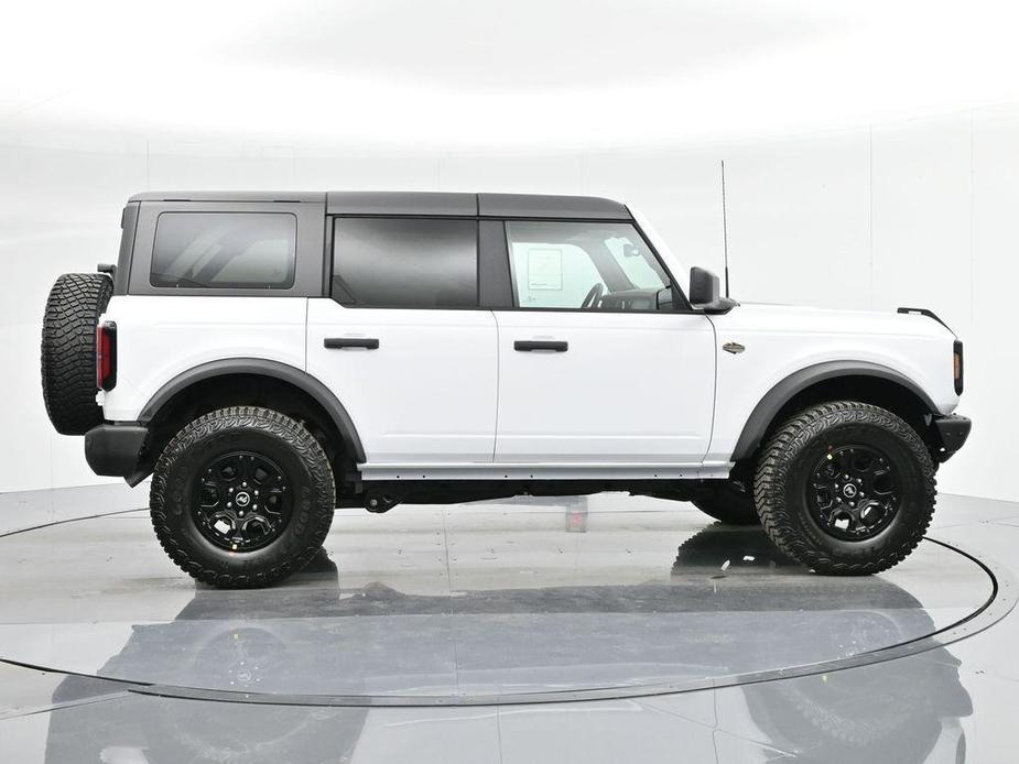 new 2024 Ford Bronco car, priced at $65,370