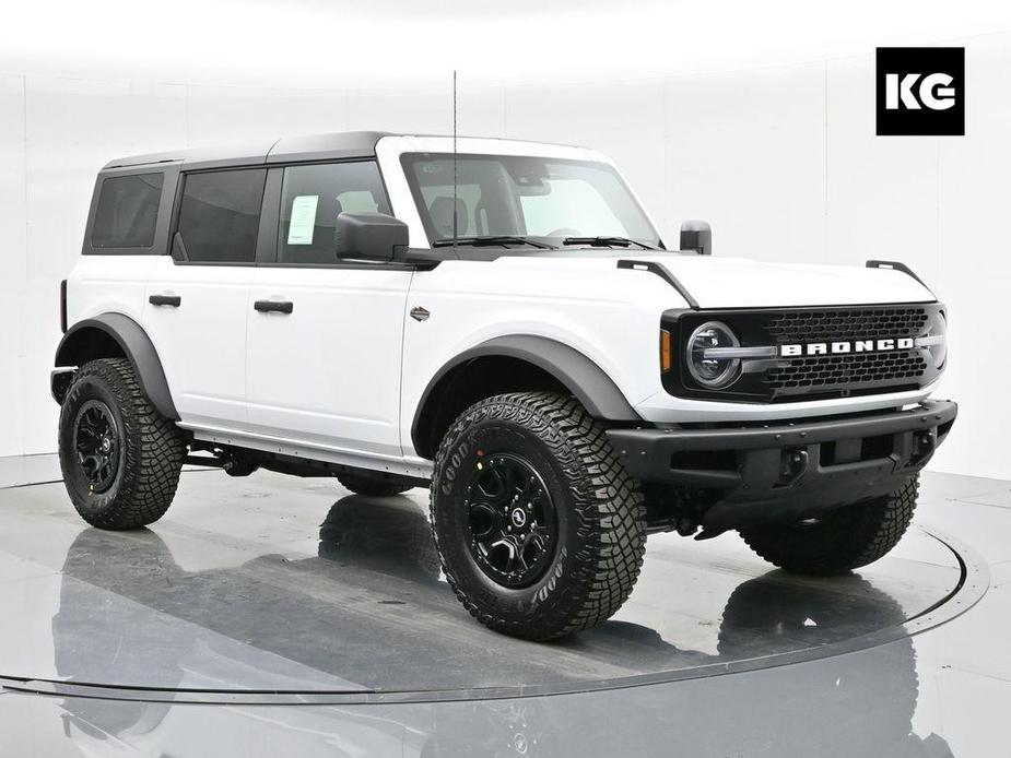 new 2024 Ford Bronco car, priced at $65,370