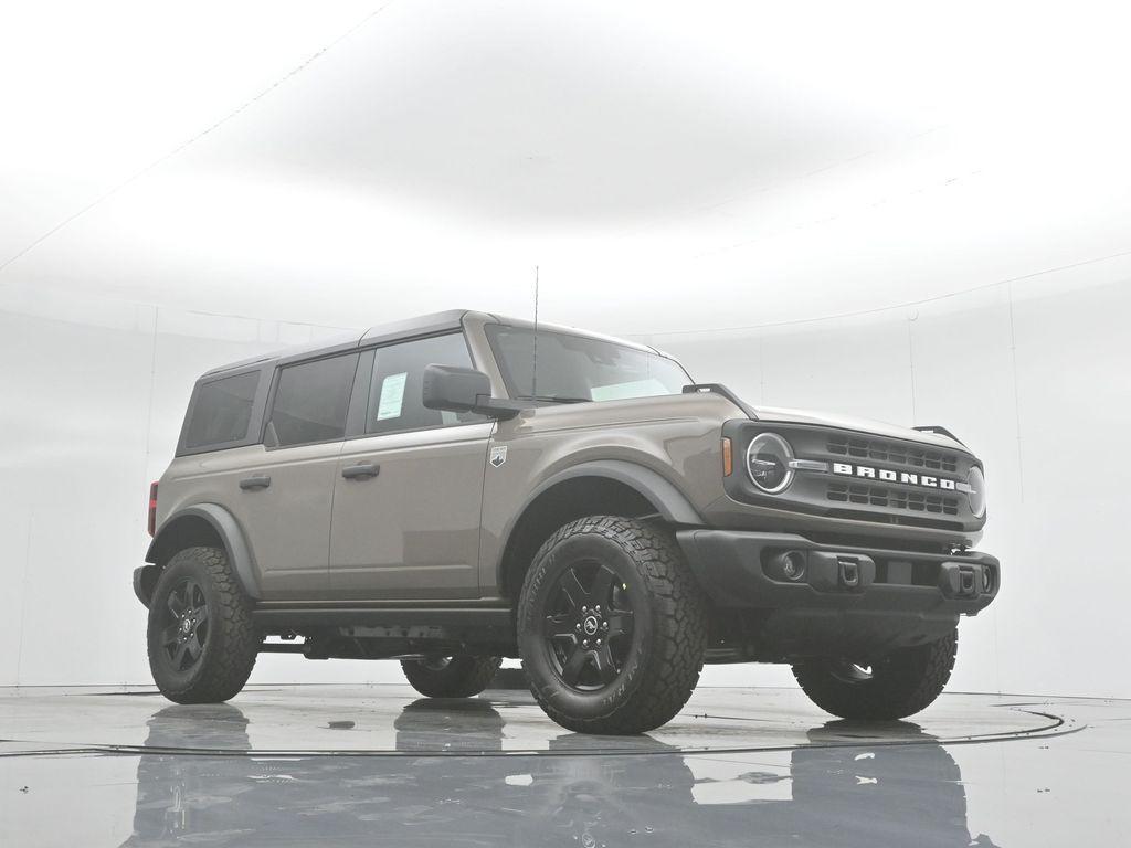 new 2025 Ford Bronco car, priced at $51,190