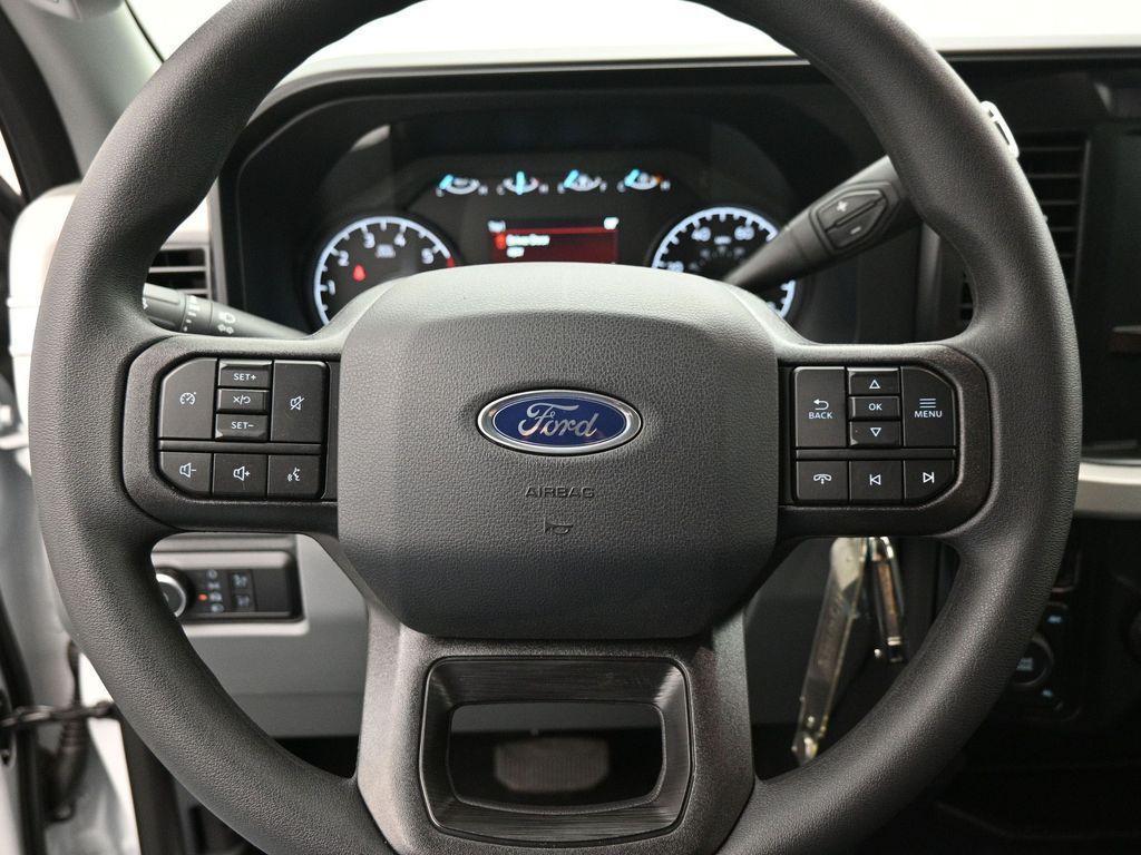 new 2025 Ford F-350 car, priced at $62,665