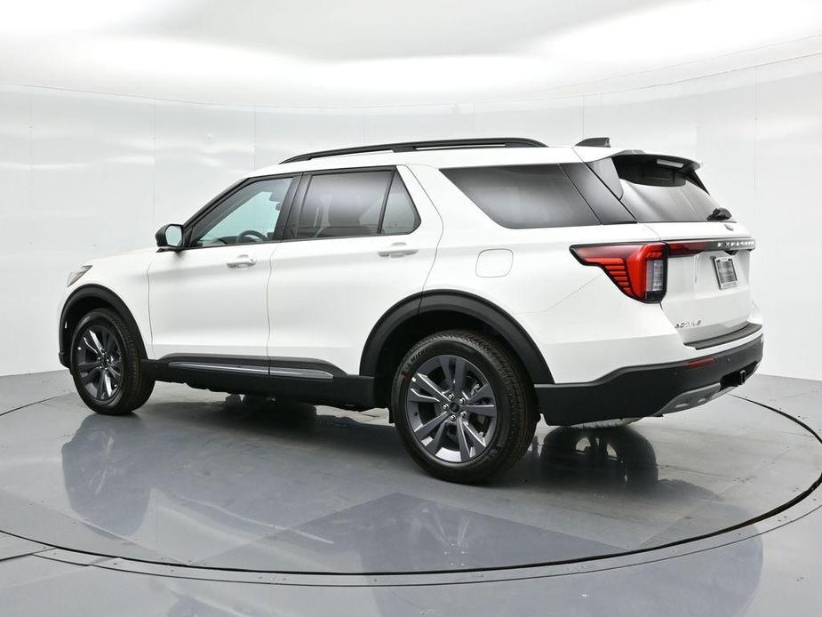 new 2025 Ford Explorer car