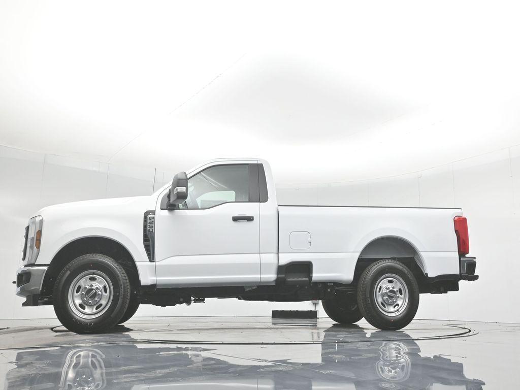 new 2025 Ford F-250 car, priced at $47,895