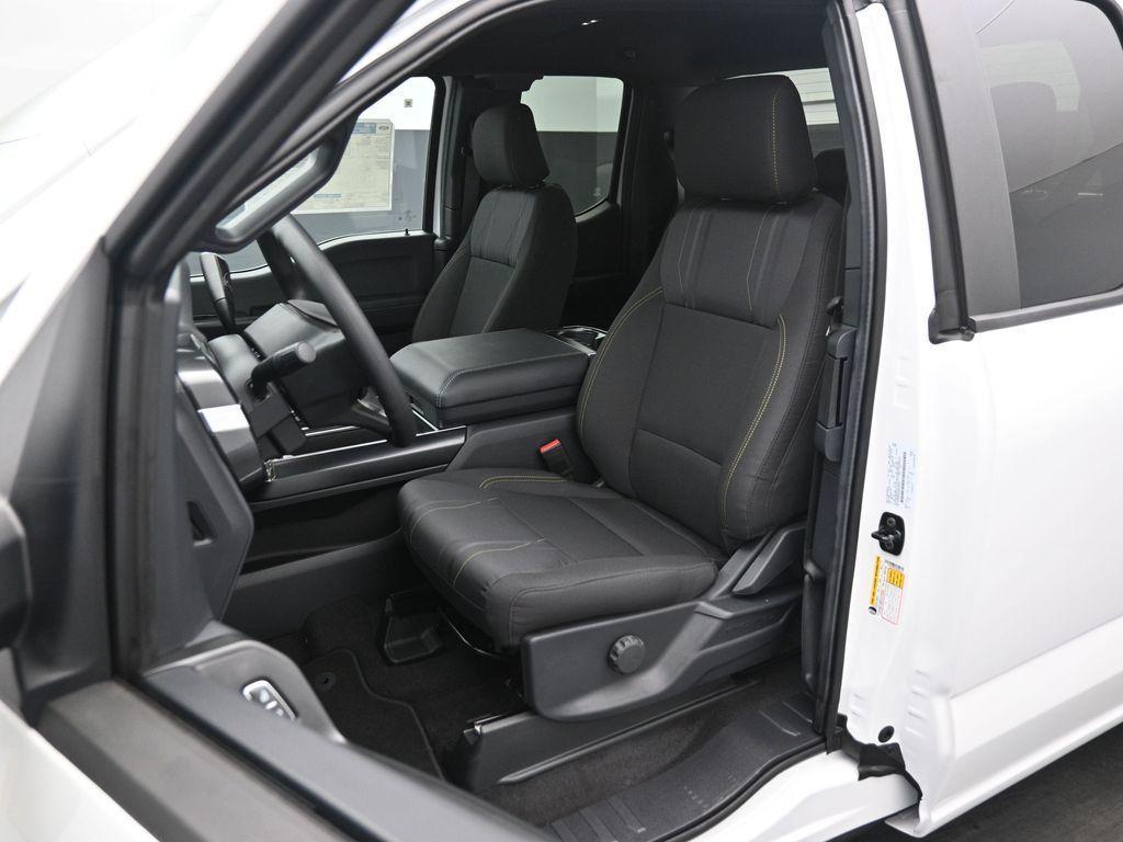 new 2025 Ford F-150 car, priced at $42,760