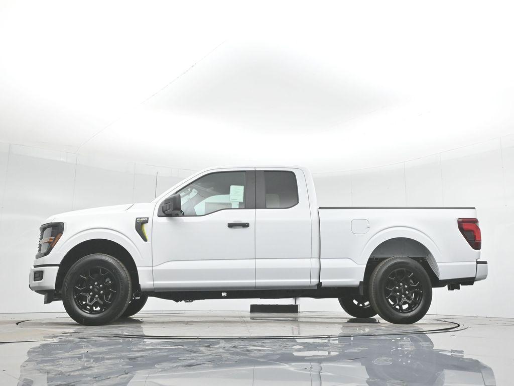 new 2025 Ford F-150 car, priced at $42,760