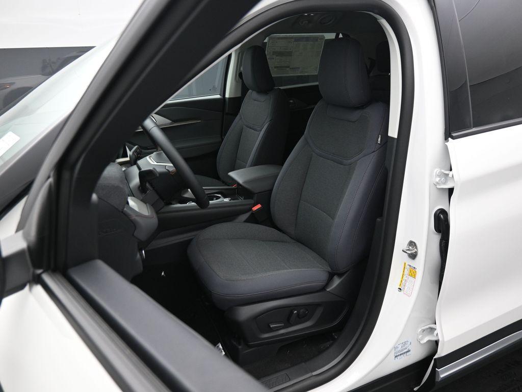 new 2025 Ford Explorer car, priced at $41,440