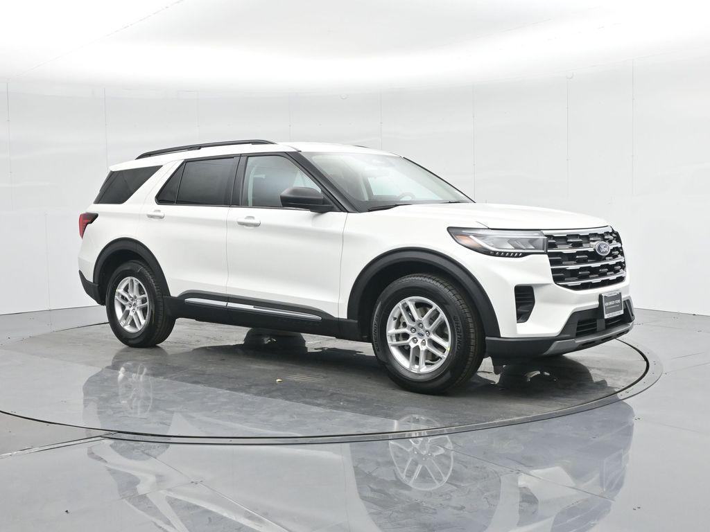 new 2025 Ford Explorer car, priced at $41,440