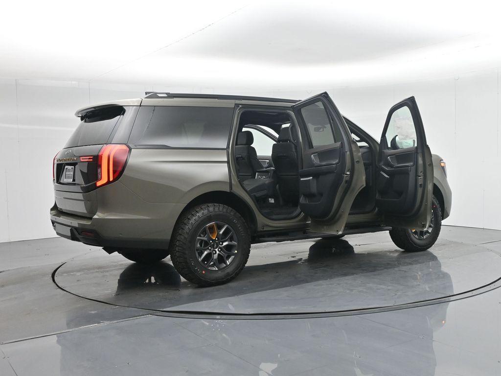 new 2025 Ford Expedition car, priced at $84,400