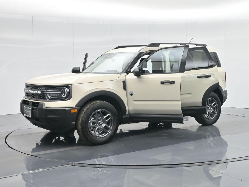 new 2025 Ford Bronco Sport car, priced at $31,885