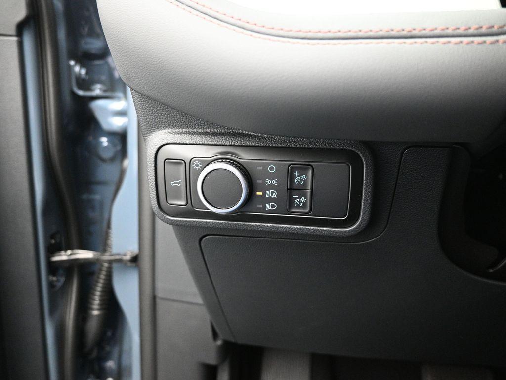 new 2025 Ford Explorer car, priced at $41,140
