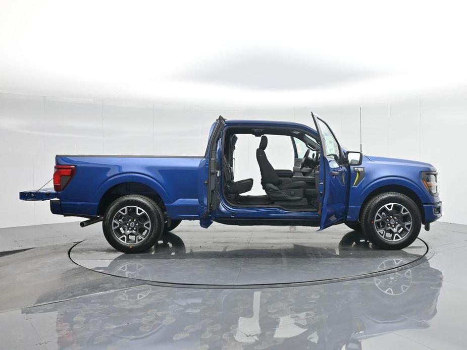 new 2024 Ford F-150 car, priced at $45,995