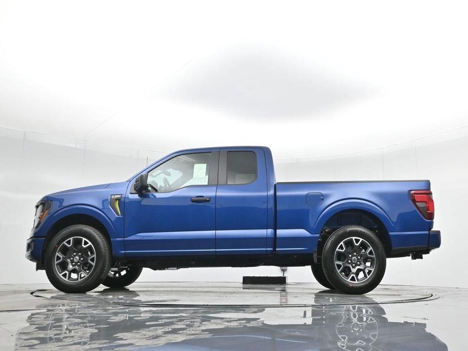 new 2024 Ford F-150 car, priced at $45,995