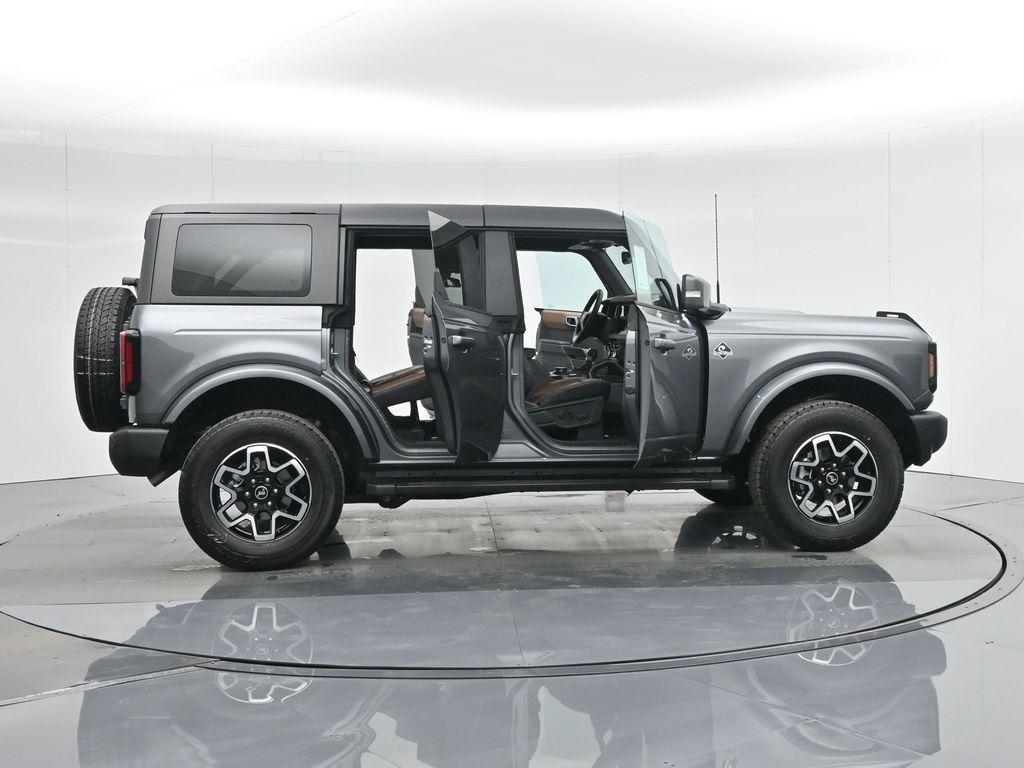 new 2024 Ford Bronco car, priced at $54,460