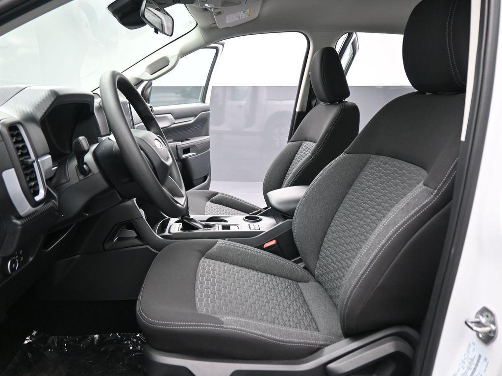 new 2025 Ford Ranger car, priced at $33,290