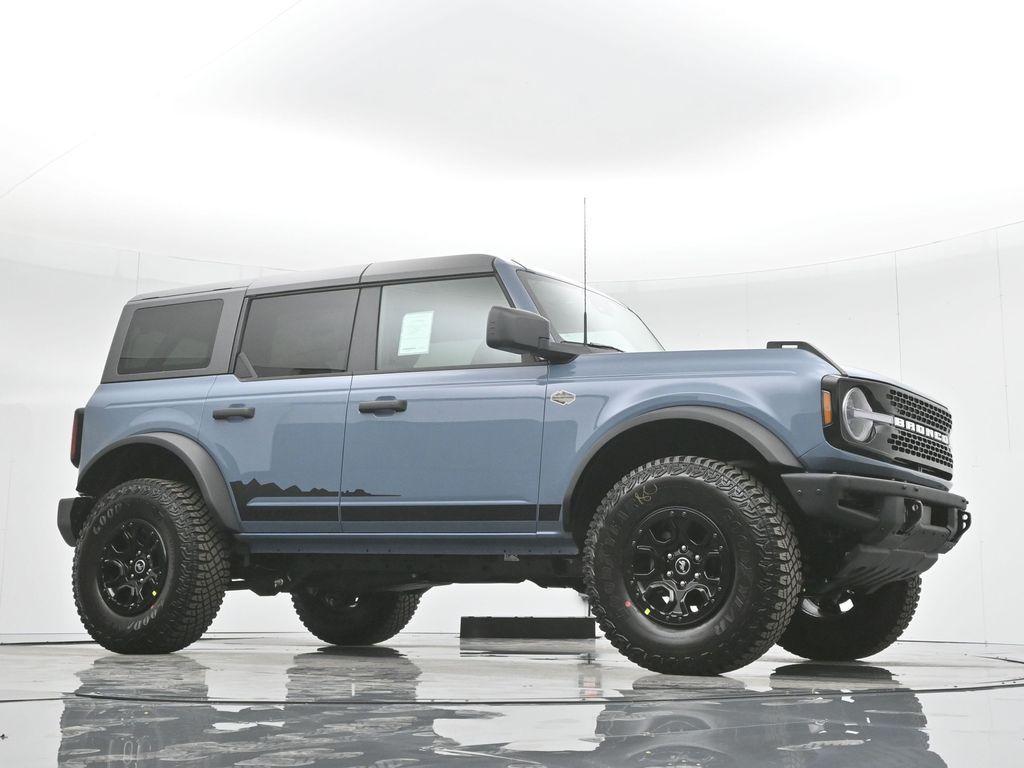 new 2024 Ford Bronco car, priced at $66,365