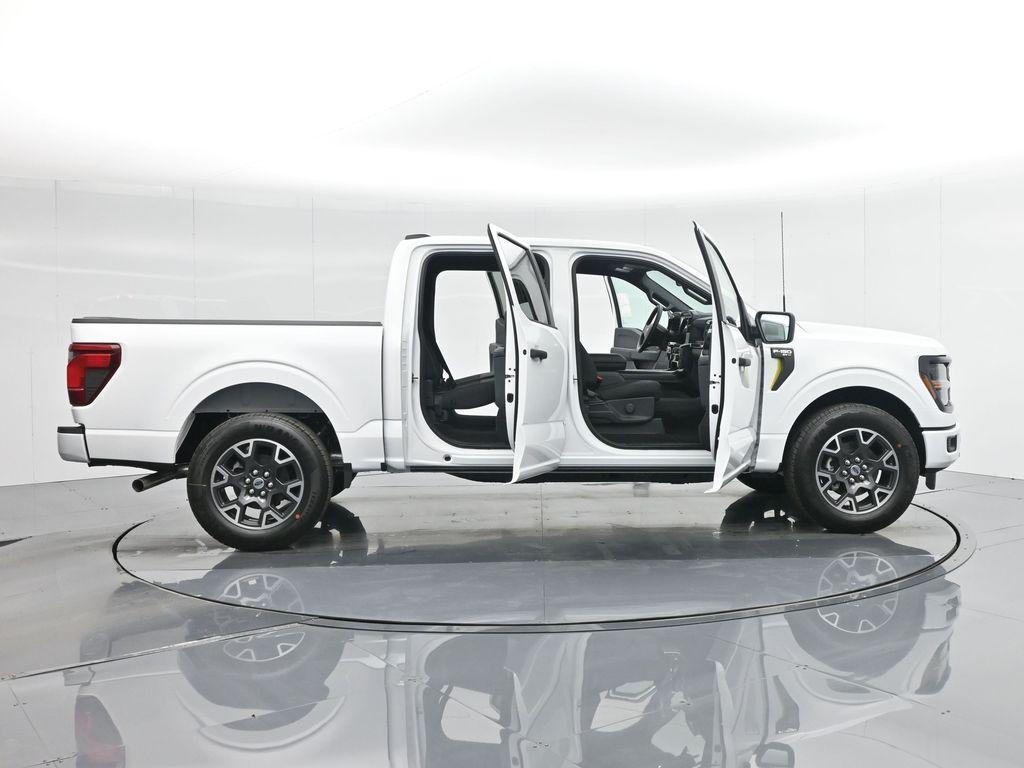 new 2025 Ford F-150 car, priced at $43,182