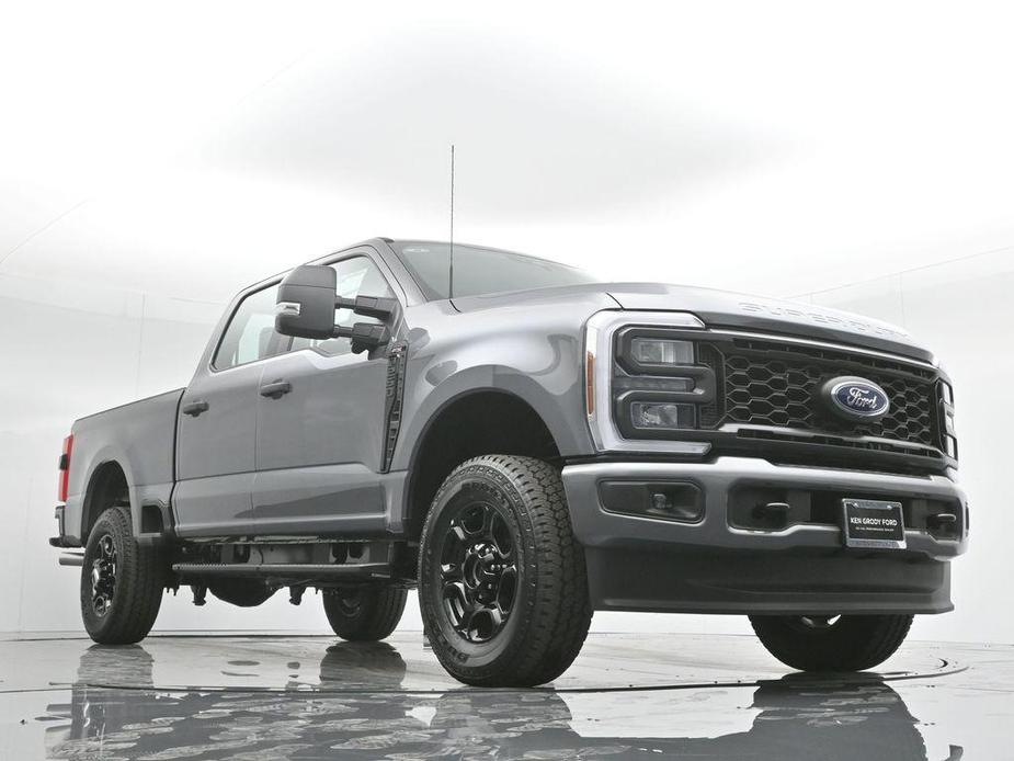 new 2024 Ford F-250 car, priced at $61,995