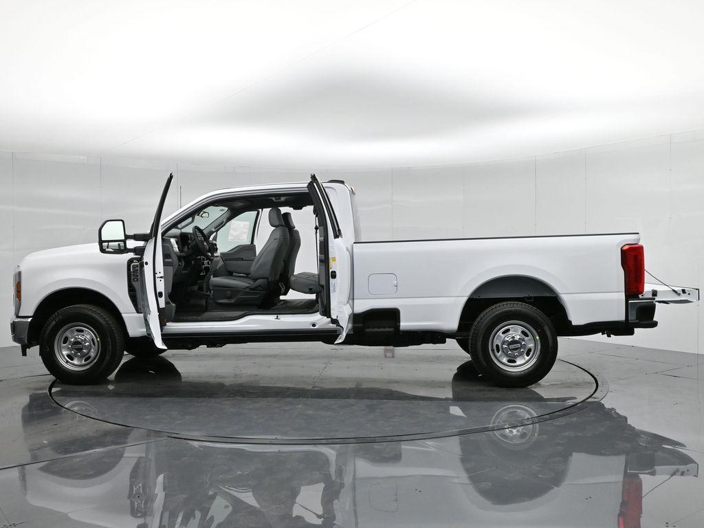 new 2024 Ford F-250 car, priced at $49,900