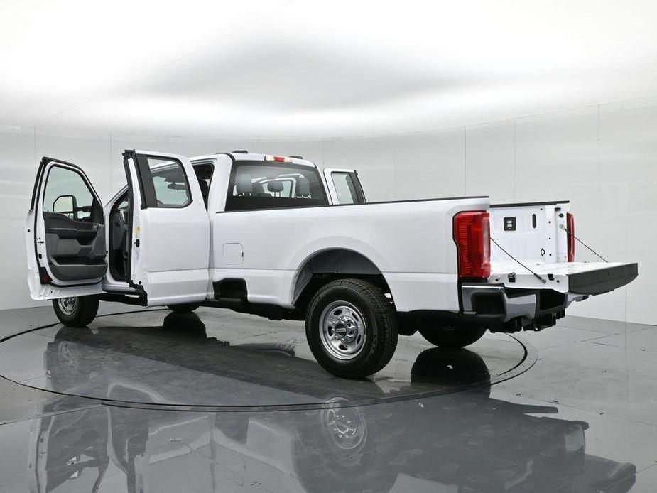 new 2024 Ford F-250 car, priced at $49,900