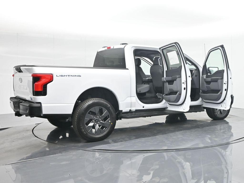 new 2024 Ford F-150 Lightning car, priced at $61,929