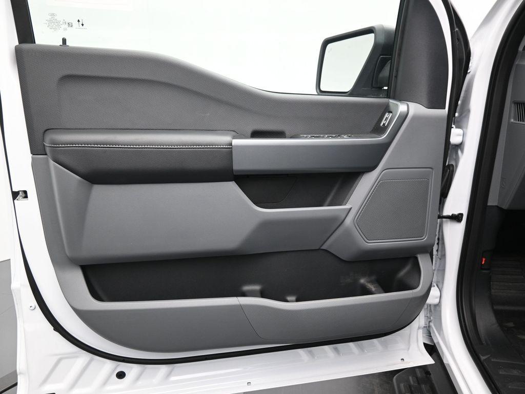 new 2024 Ford F-150 Lightning car, priced at $61,929