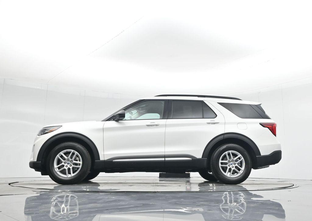 new 2025 Ford Explorer car, priced at $41,440