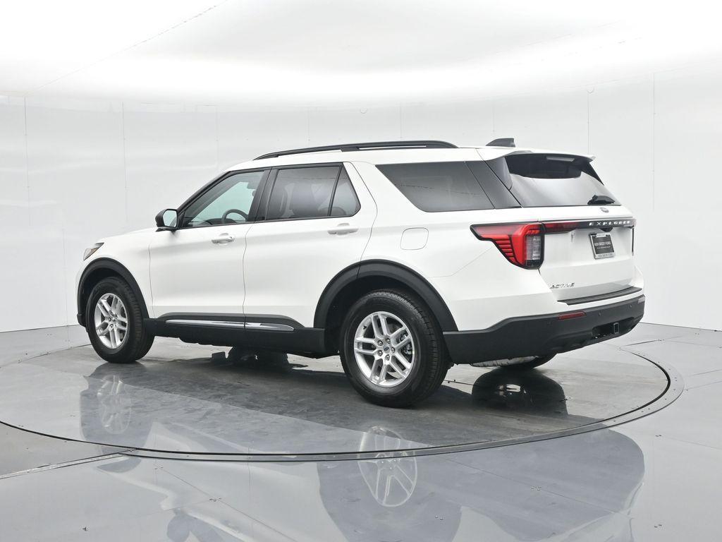 new 2025 Ford Explorer car, priced at $41,440