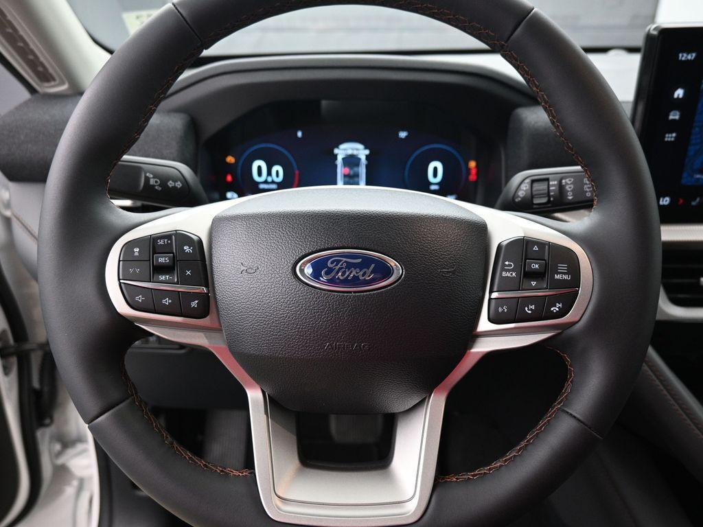 new 2025 Ford Explorer car, priced at $41,440
