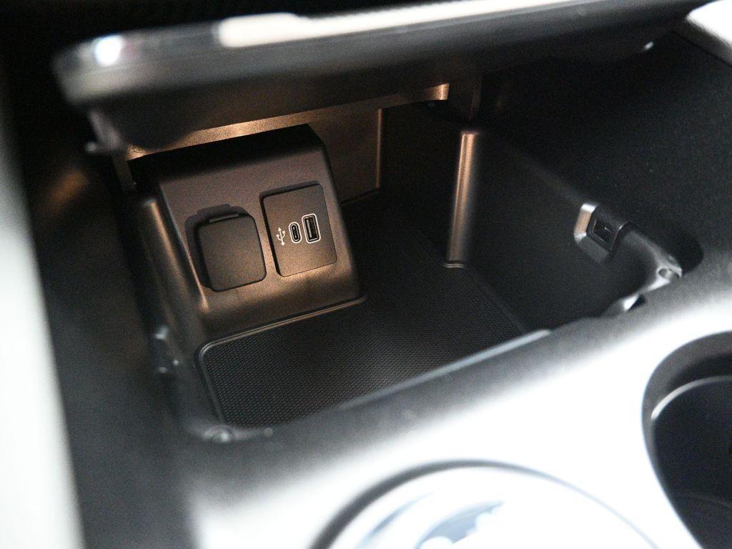 new 2025 Ford Explorer car, priced at $41,440