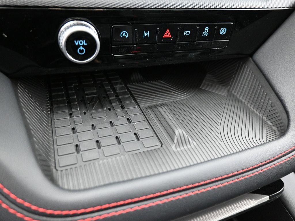new 2025 Ford Explorer car, priced at $62,105