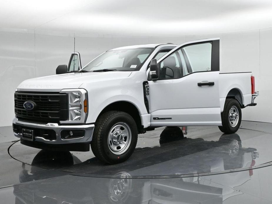 new 2024 Ford F-350 car, priced at $58,230