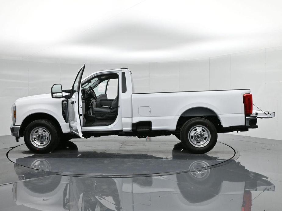 new 2024 Ford F-350 car, priced at $58,230